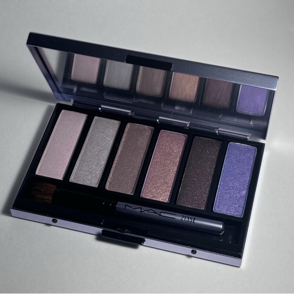 MAC Holiday 2004: 6 Eyes: Gem Dazzle Eyeshadow Palette: Limited Edition & New! - Picture 4 of 4